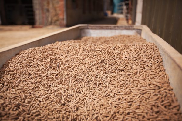 Image of feed pellets in trough